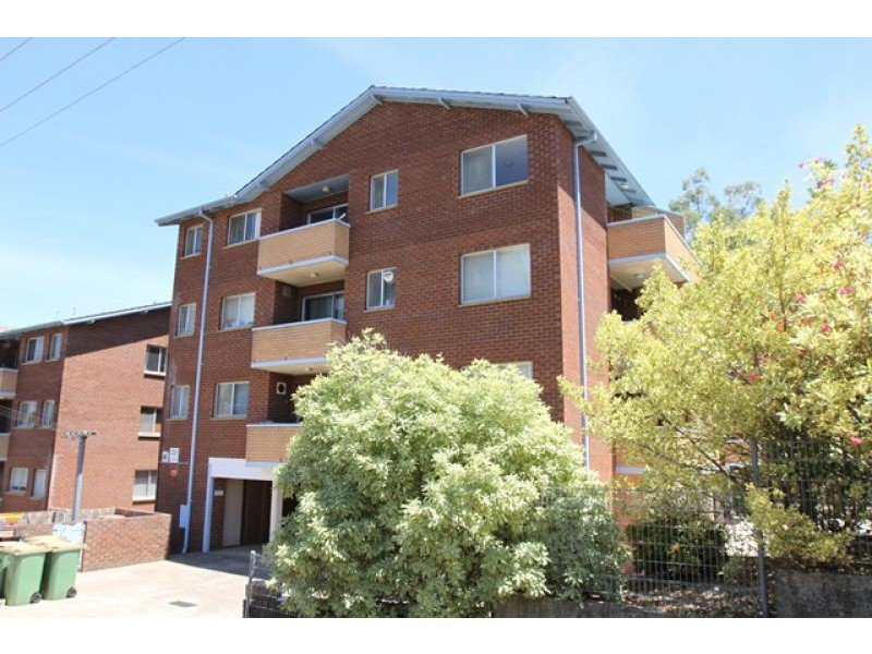 7/4 Mowatt Street, Queanbeyan East NSW 2620
