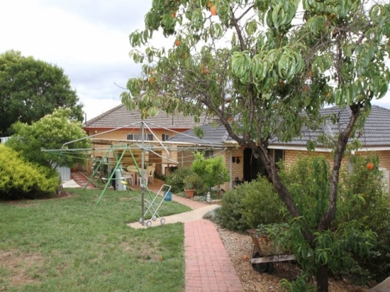 34 Sunnybar Parade, Karabar NSW 2620