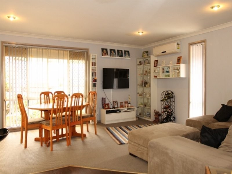 34 Sunnybar Parade, Karabar NSW 2620