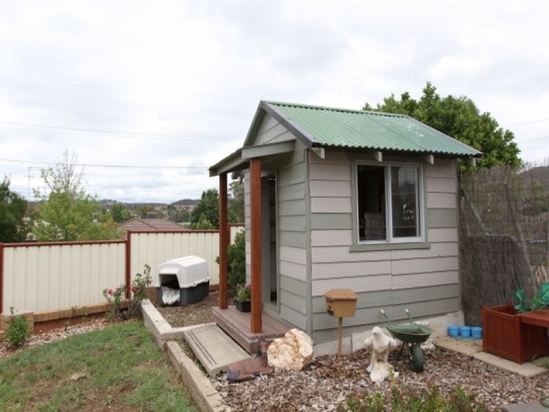 34 Sunnybar Parade, Karabar NSW 2620