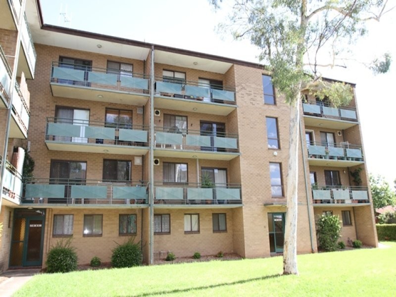 13/12 King Street, Queanbeyan NSW 2620