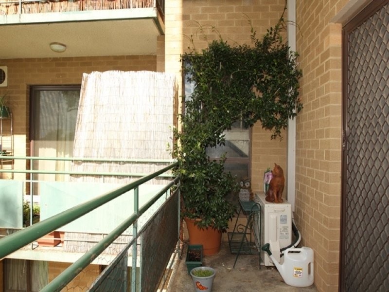 13/12 King Street, Queanbeyan NSW 2620