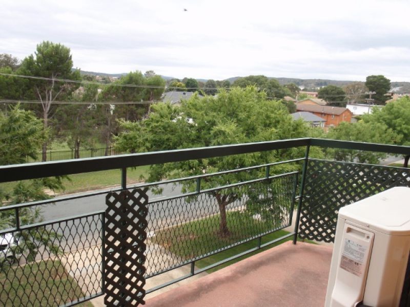 9/13-15 Mowatt Street, Queanbeyan NSW 2620