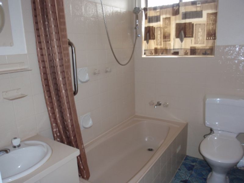 9/13-15 Mowatt Street, Queanbeyan NSW 2620