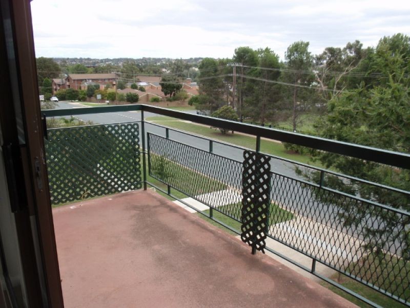 9/13-15 Mowatt Street, Queanbeyan NSW 2620