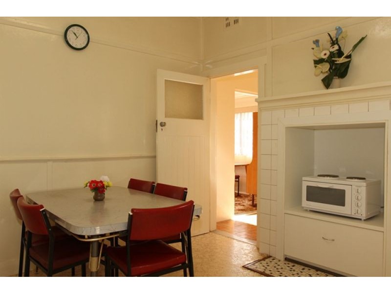 7 Tate Street, Queanbeyan NSW 2620