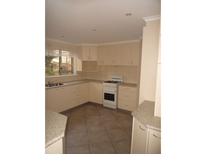 72b Richard Avenue, Queanbeyan NSW 2620