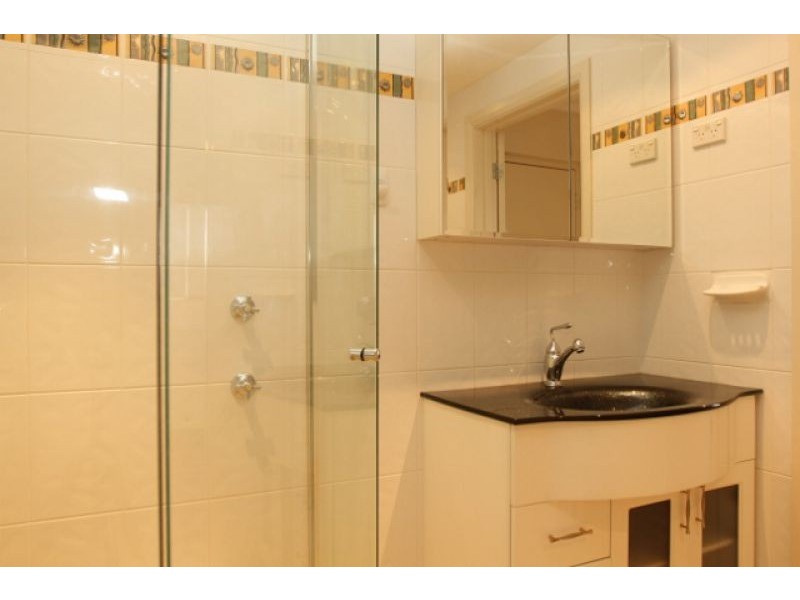 6/17 Carinya Street, Queanbeyan NSW 2620