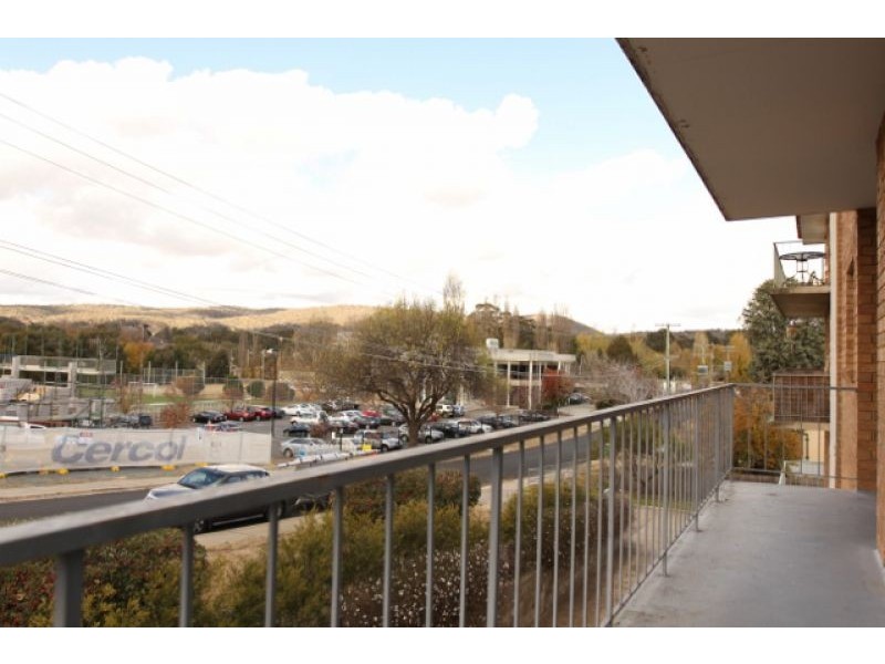 6/17 Carinya Street, Queanbeyan NSW 2620