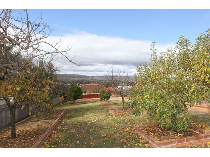 42 Brereton Street, Queanbeyan NSW 2620