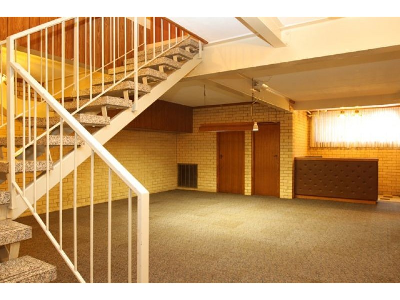 42 Brereton Street, Queanbeyan NSW 2620