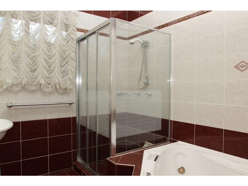 42 Brereton Street, Queanbeyan NSW 2620