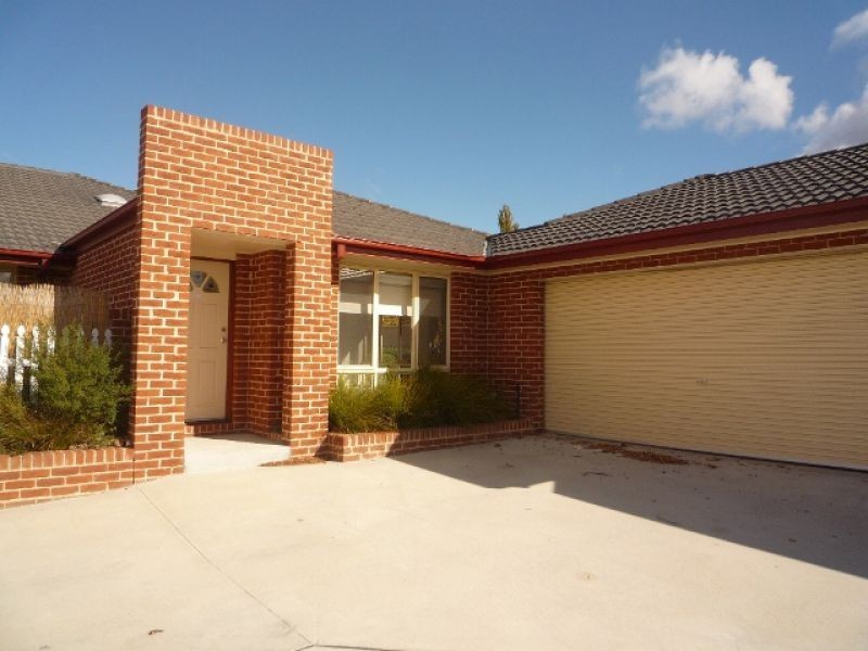 13/7-11 Broughton Place, Queanbeyan NSW 2620