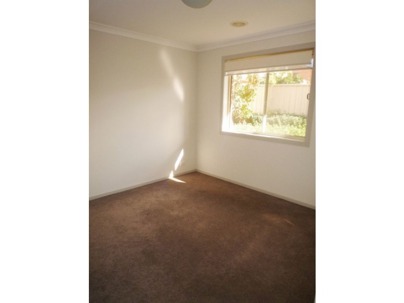 13/7-11 Broughton Place, Queanbeyan NSW 2620