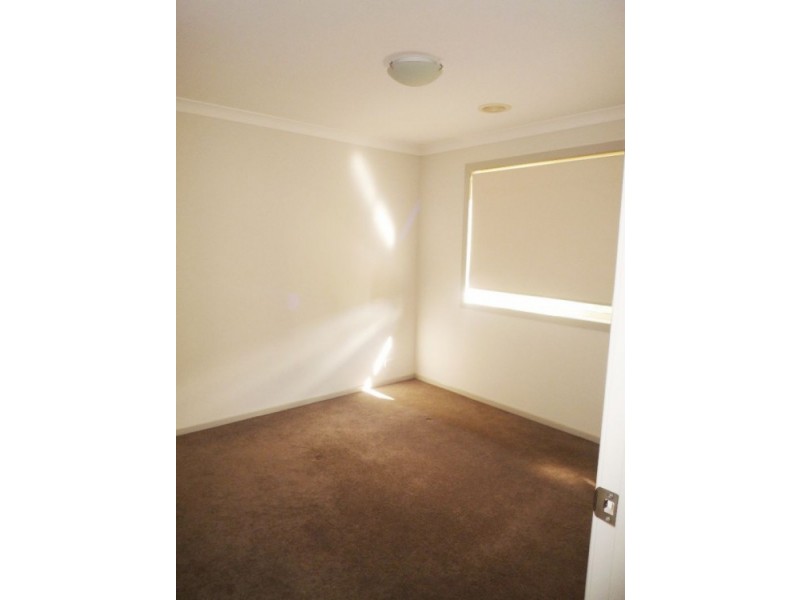 13/7-11 Broughton Place, Queanbeyan NSW 2620