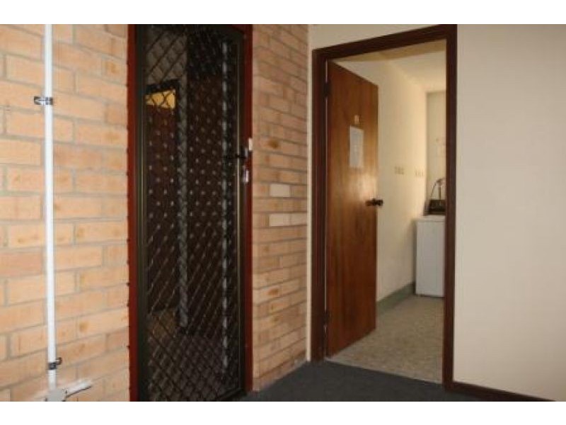 2/46 Trinculo Place, Queanbeyan NSW 2620