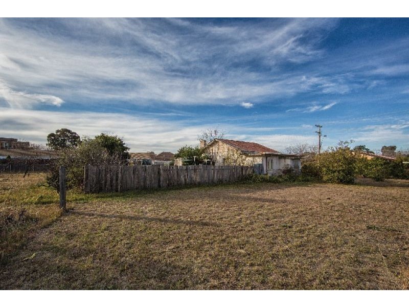 121-123 Uriarra Road, Queanbeyan NSW 2620