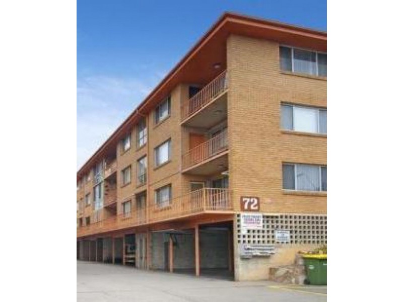 16/72 Uriarra Road, Queanbeyan NSW 2620