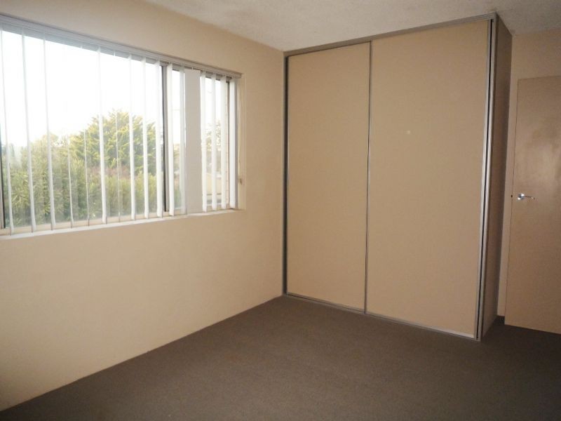 16/72 Uriarra Road, Queanbeyan NSW 2620