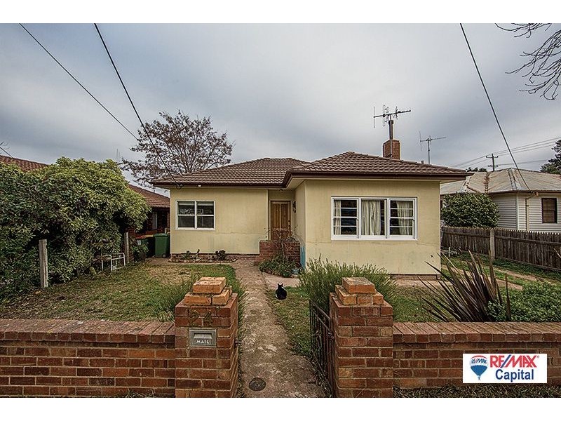 24 Morton Street, Queanbeyan NSW 2620