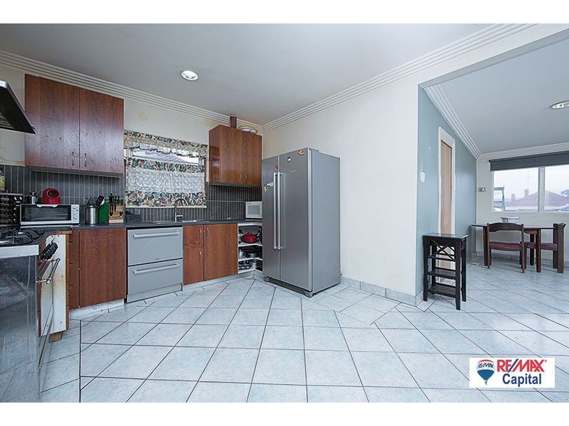 24 Morton Street, Queanbeyan NSW 2620