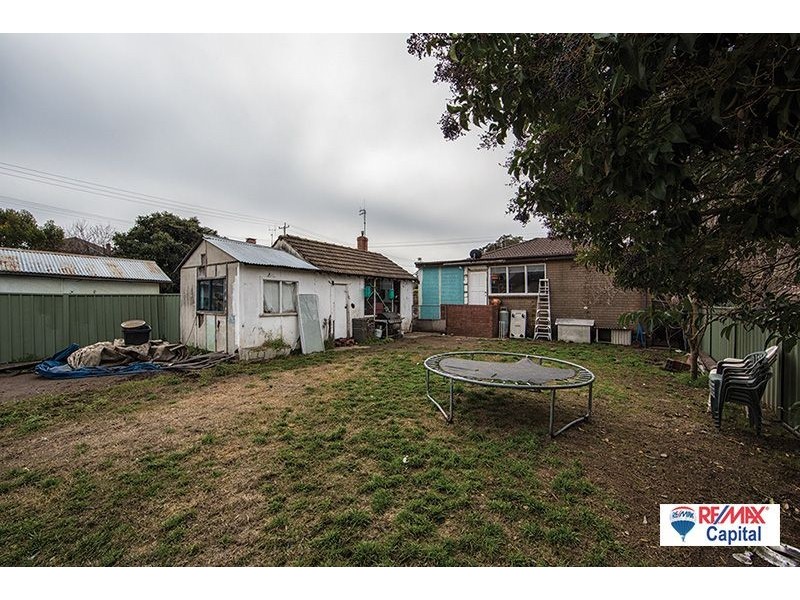 24 Morton Street, Queanbeyan NSW 2620