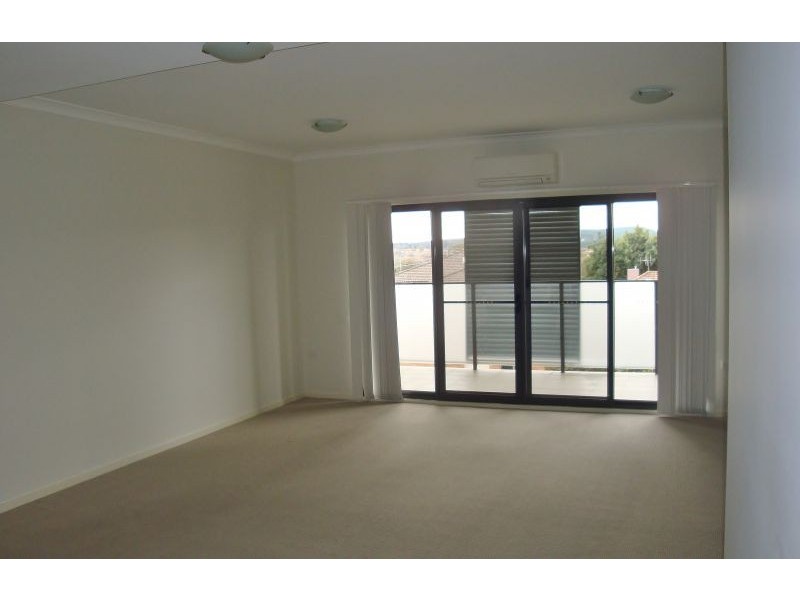 14/4 Ross Road, Queanbeyan NSW 2620