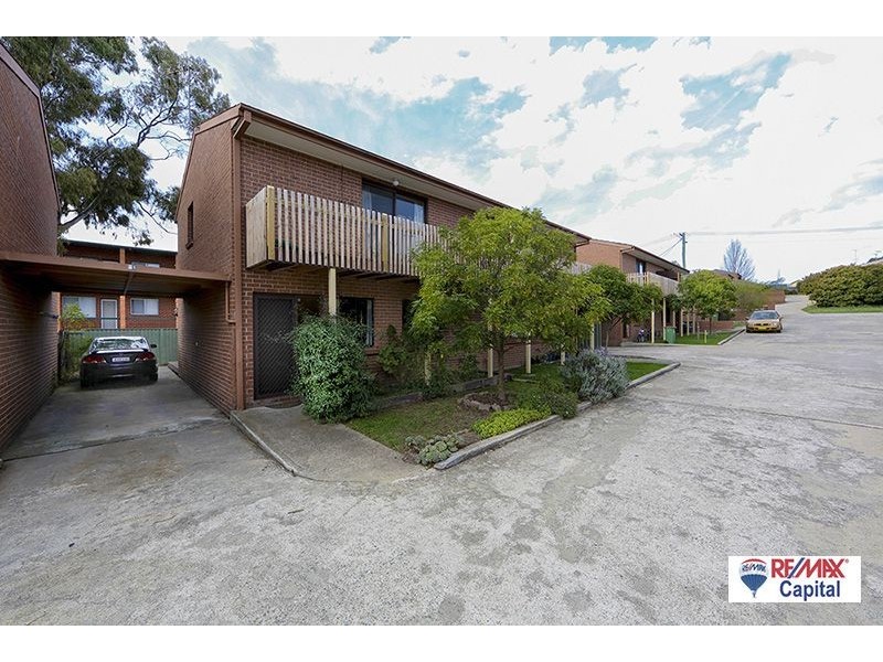 11/15 Charles Street, Queanbeyan NSW 2620
