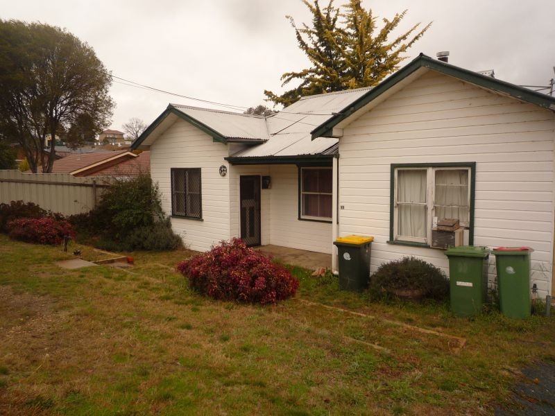 11 Ross Road, Queanbeyan NSW 2620