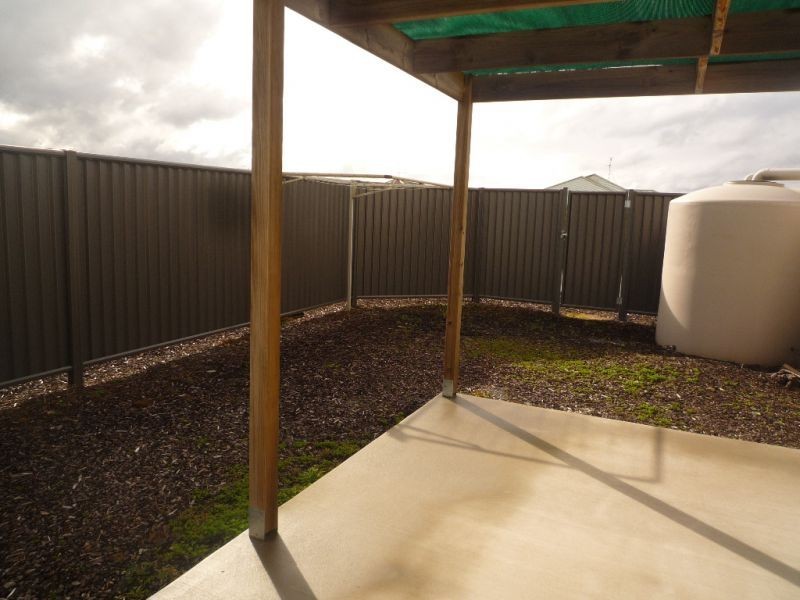 1/4-6 Mcmahon Drive, Bungendore NSW 2621