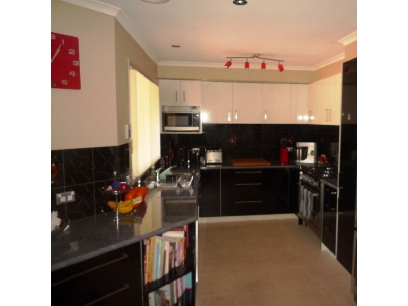 19 Telopea Place, Queanbeyan NSW 2620