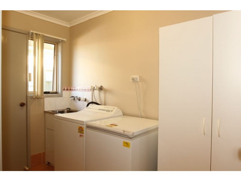 19 Telopea Place, Queanbeyan NSW 2620