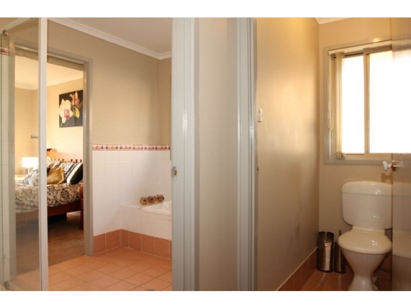 19 Telopea Place, Queanbeyan NSW 2620