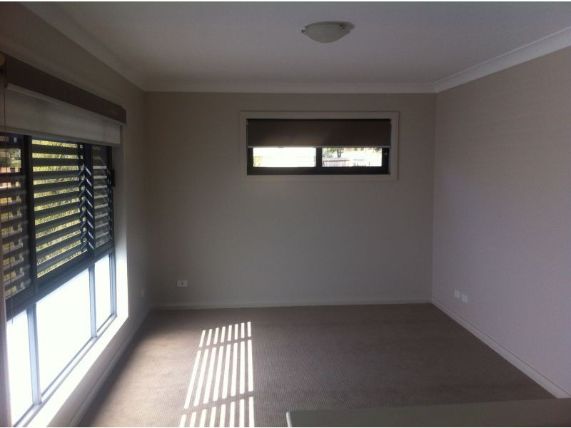 2/30 Derrima Road, Queanbeyan NSW 2620