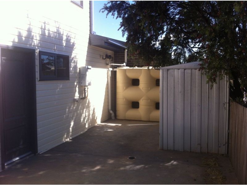 2/30 Derrima Road, Queanbeyan NSW 2620