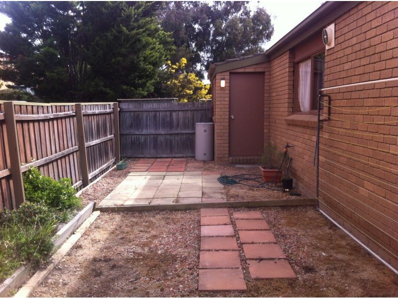 5/24 Booth Street, Queanbeyan NSW 2620