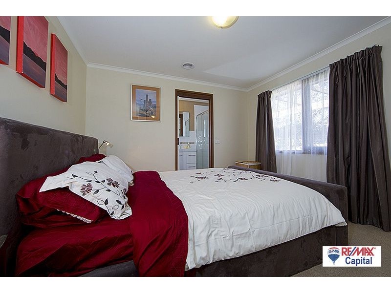 10 Caroline Place, Queanbeyan NSW 2620