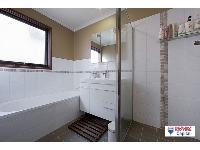 10 Caroline Place, Queanbeyan NSW 2620