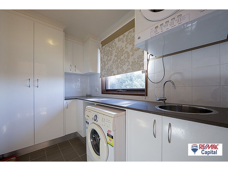 10 Caroline Place, Queanbeyan NSW 2620