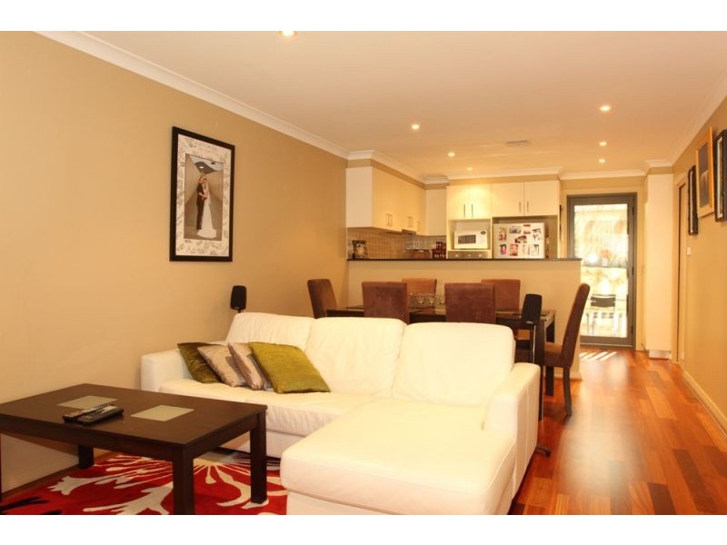 2/13 Gerald Street, Queanbeyan NSW 2620