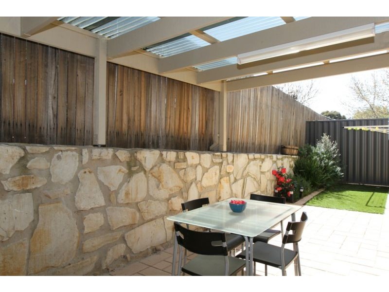 2/13 Gerald Street, Queanbeyan NSW 2620