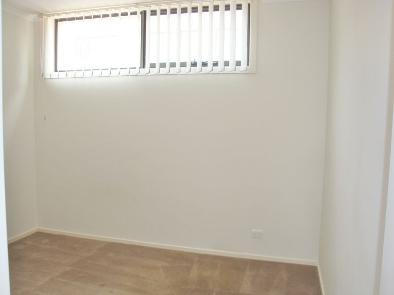 8/88 Henderson Road, Queanbeyan NSW 2620