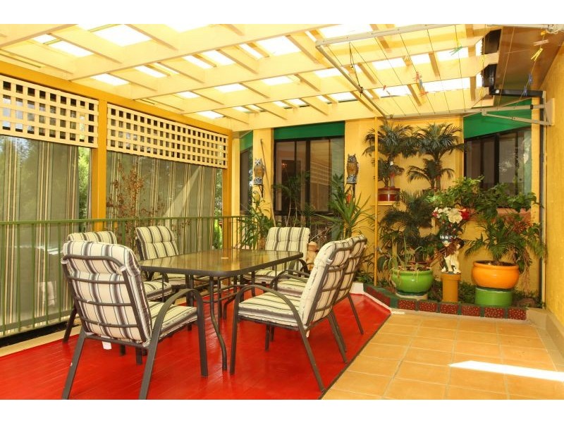 31 Hellmund Street, Queanbeyan West NSW 2620