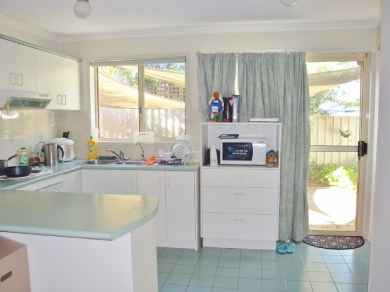 12/5 Federal Ave, Queanbeyan NSW 2620
