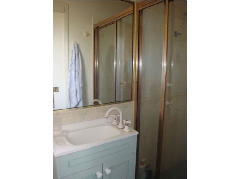 12/5 Federal Ave, Queanbeyan NSW 2620