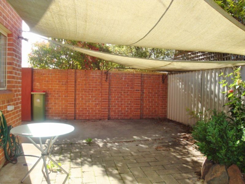 12/5 Federal Ave, Queanbeyan NSW 2620