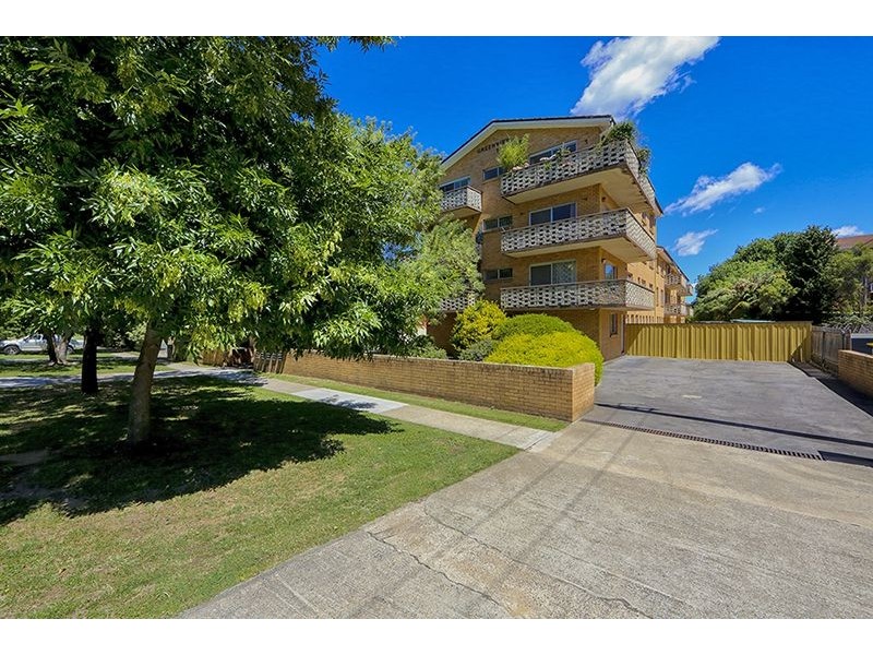 14/2 Booth Street, Queanbeyan NSW 2620