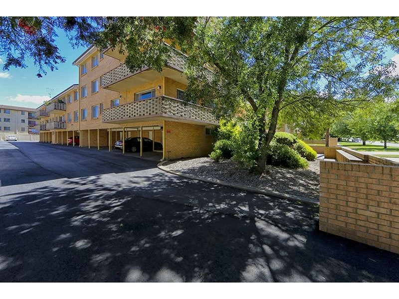 14/2 Booth Street, Queanbeyan NSW 2620