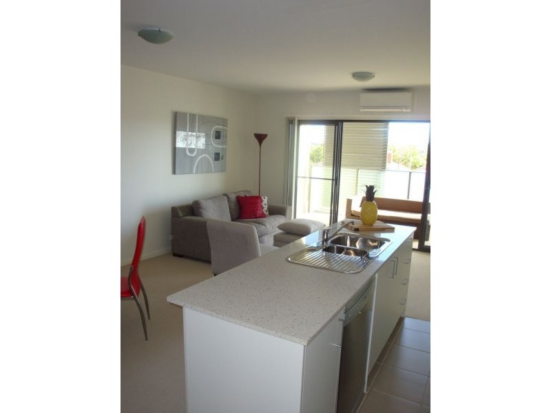 8/4 Ross Road, Queanbeyan NSW 2620