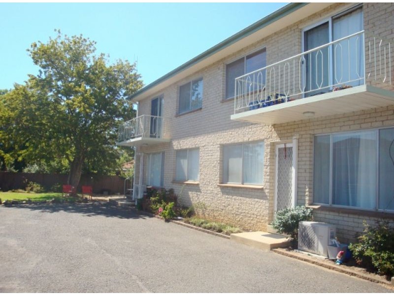 6/18 Broughton Place, Queanbeyan NSW 2620